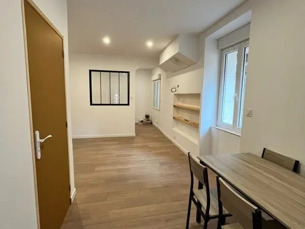 Appartement t2 meublée - refait à neuf - rez-de-chaussée