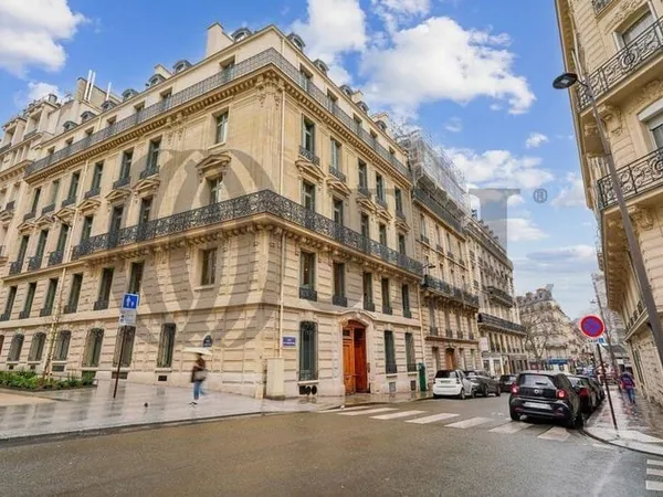 Bureaux 465 m²
