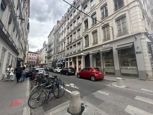 Local commercial 24 m²