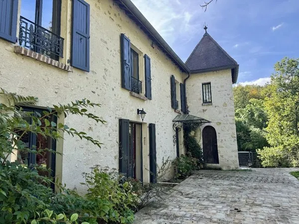 Bien d’exception Vente Maule 17p 700m² 1445000€