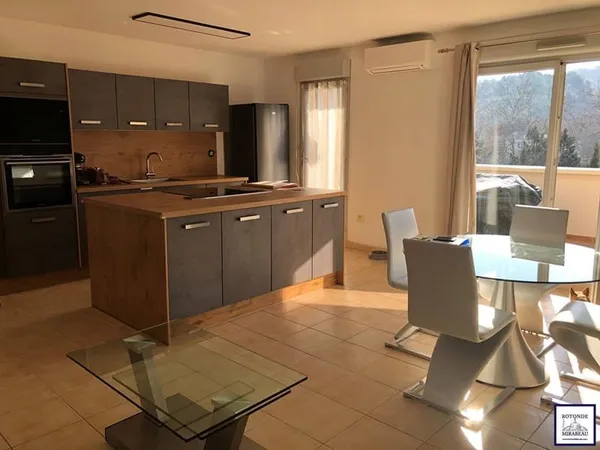 Appartement 3 pièces 64 m²