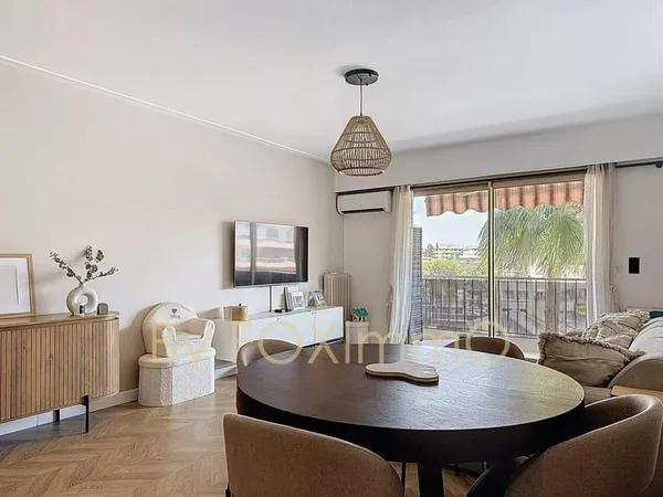 Superbe appartement sur Cagnes sur Mer 3 pièces de 69 m² dans le secteur de l'Hippodrome