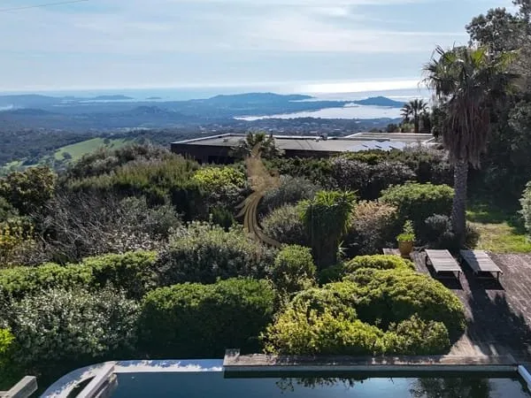 VILLA VUE MER ET MONTAGNES Porto-Vecchio