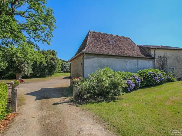 Une parenthèse enchantée en pleine nature béarnaise 4 pièces 110 m2