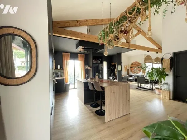 Maison 5 pièces 180 m²