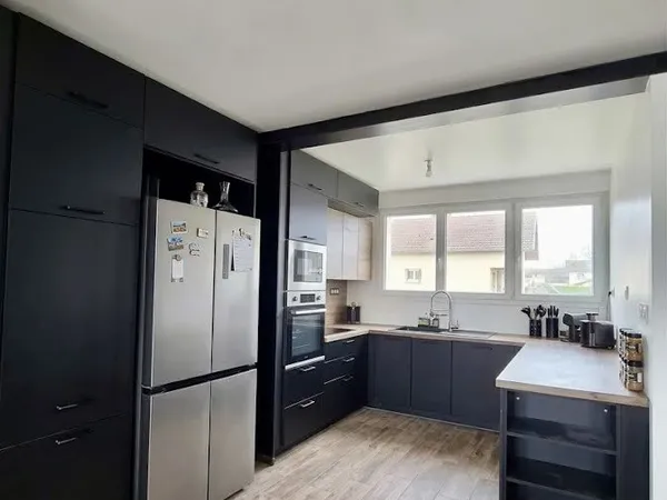 Maison 3 pièces 110 m²