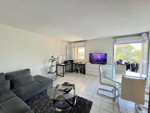 Appartement T3 de 63 M2 au 1er étage