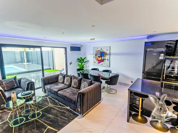 Maison Contemporaine 100M2 avec piscine à Dardilly