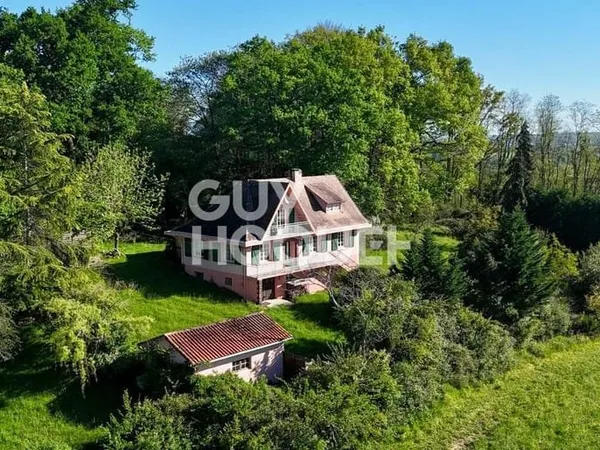 Maison familiale 140 m² avec vue Pyrénées proche Hagetmau