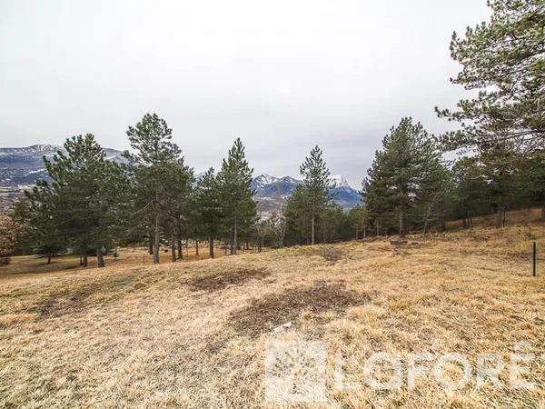 TERRAIN À BÂTIR 1503m² - EMBRUN