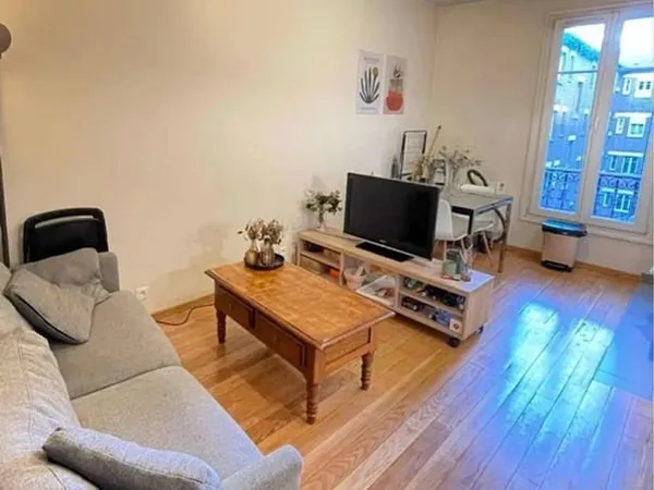 Propose chambre dans colocation à Clichy