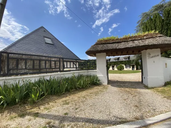 Vends maison 170m² Evreux 10 minutes (27) avec piscine et 2 dépendances - 4-5 chambres