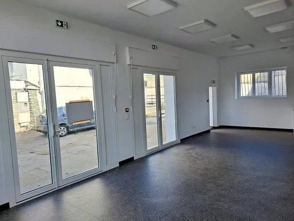 Local commercial 59 m²