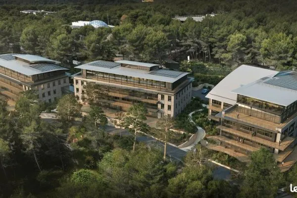 BUREAUX 1251 m² VALBONNE