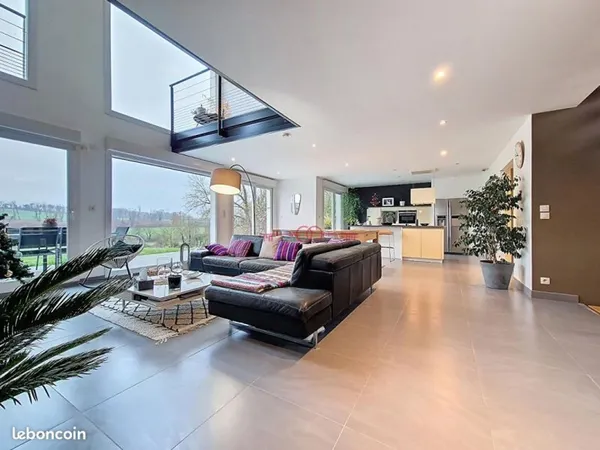 Maison 6 pièces 160 m²