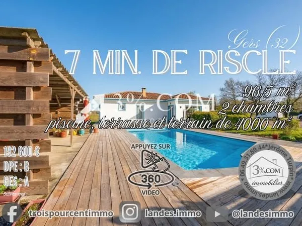 Maison bois 2012 avec piscine Terrain 4008 m2 Possibilit