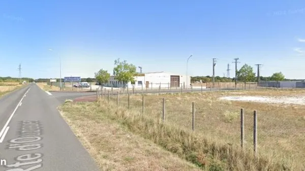 Terrain de 1450 m² stockage, parking, selfstockage