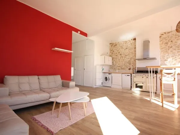 Magnifique T3 meublé 59.19m2 situé dans le quartier de Castellane dans le 6ème arrondissement de mar