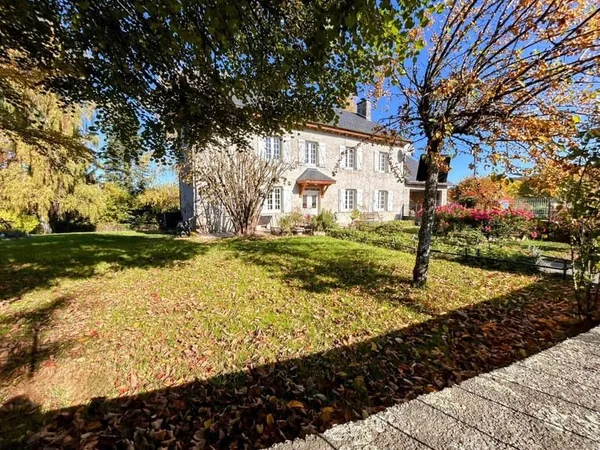 Maison 7 pièces 165 m²