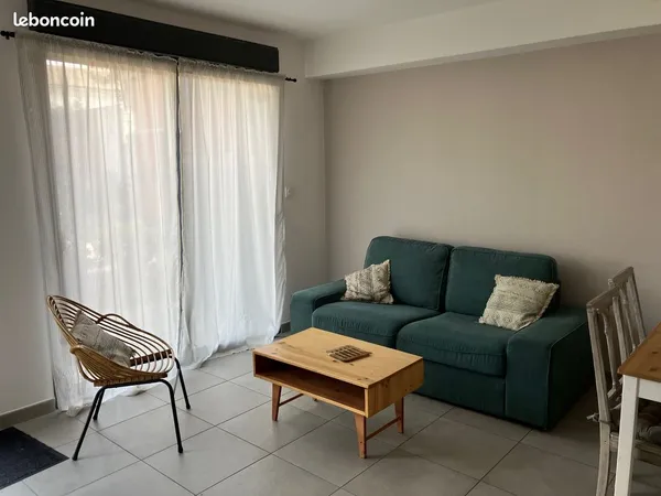 T2 Meublé 48 m2 avec Terrasse