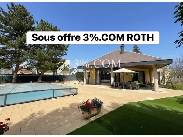 Maison d'architecte avec piscine sur terrain de 9 ares