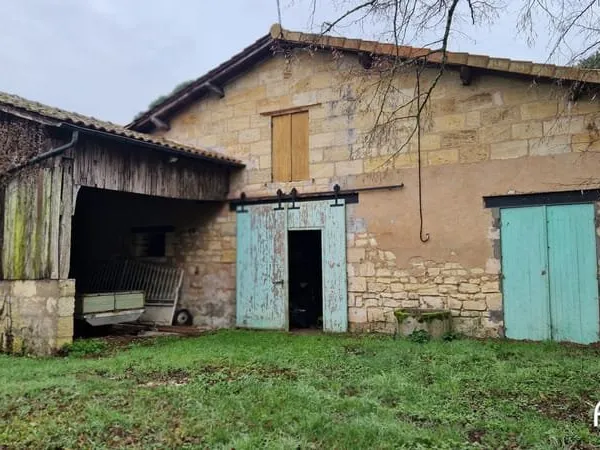 MAISON PIERRE
