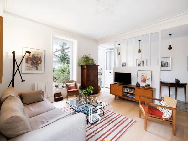 BIARRITZ COEUR DE VILLE, MAISON DE VILLE ET APPARTEMENT, GARAGE