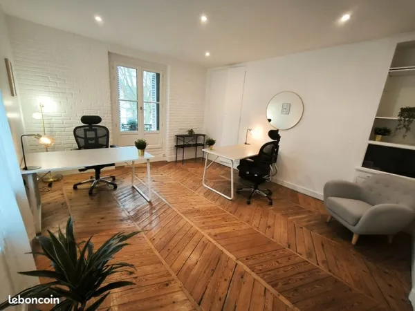 Bureau privatif 18 m² - Centre de Tours - 5 min gare - Tout inclus -