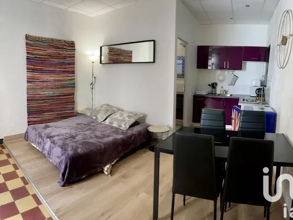 Studio 1 pièce 24 m²