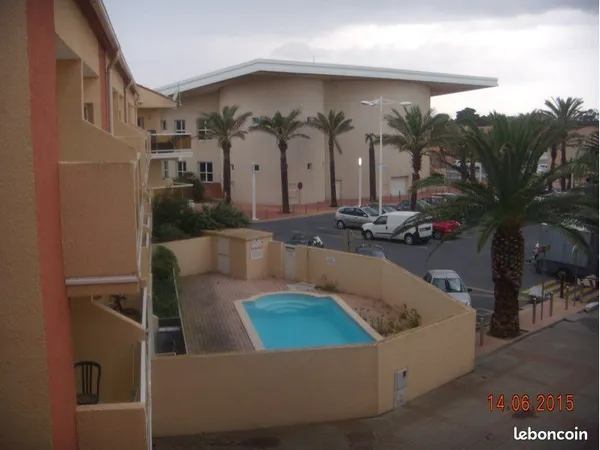 À VENDRE - Charmant appartement T2 en duplex à 30m de la plage