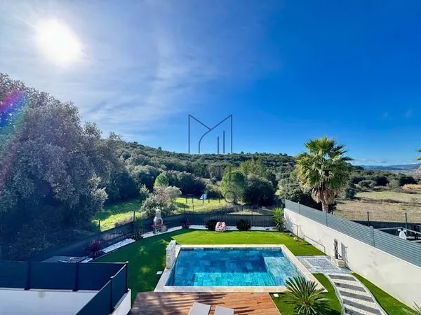 Maison 5 pièces 131 m²