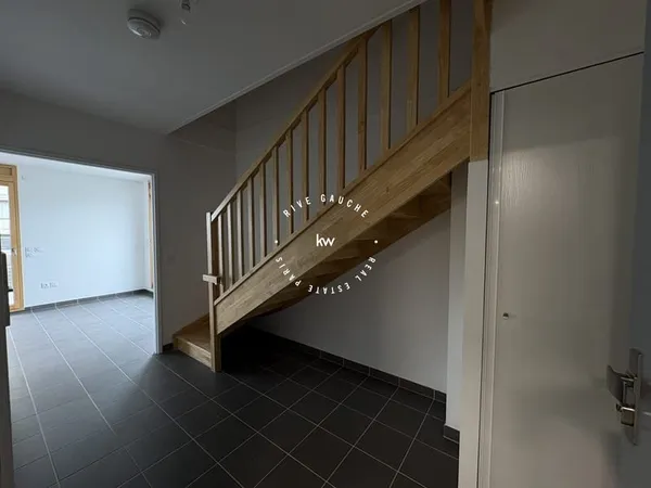 COLOMBES : Duplex 5 pièces de 107 m²