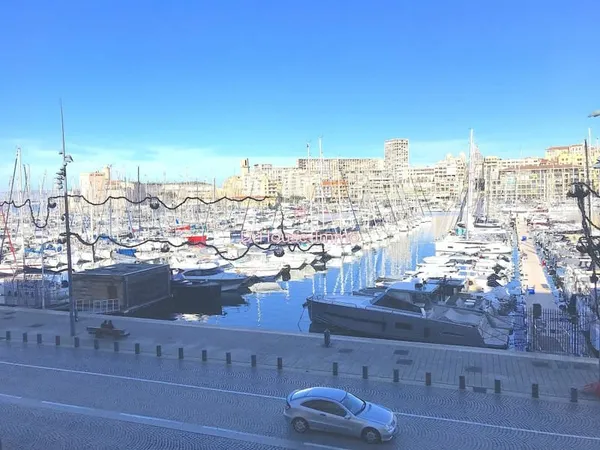 Unique dans le 7ème: Vue directe Vieux Port