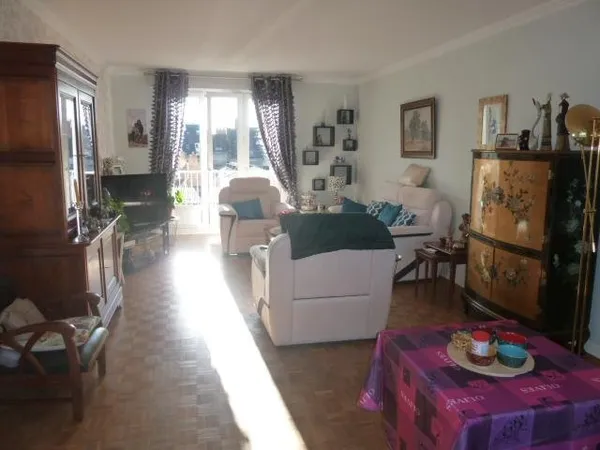 Appartement T3 de standing à vendre en VIAGER