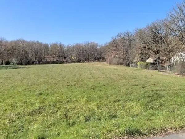 Terrain 1108 m²