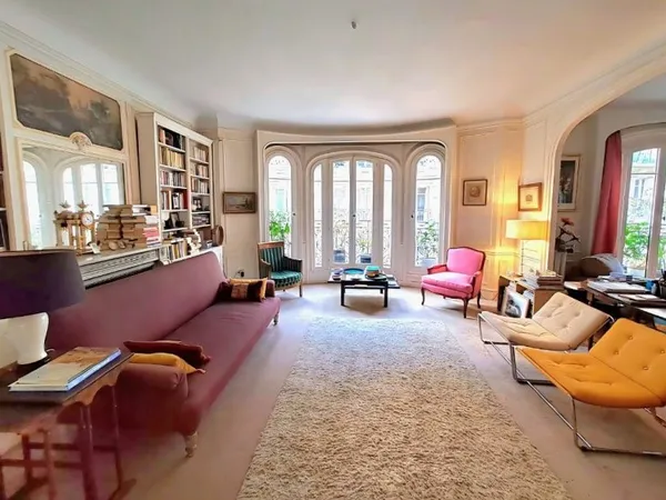 Vends appartement M° Passy