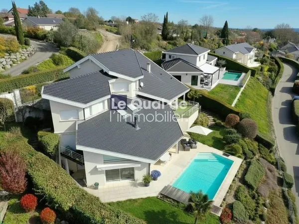 Vente d'une Villa d'exception avec vue panoramique et piscine