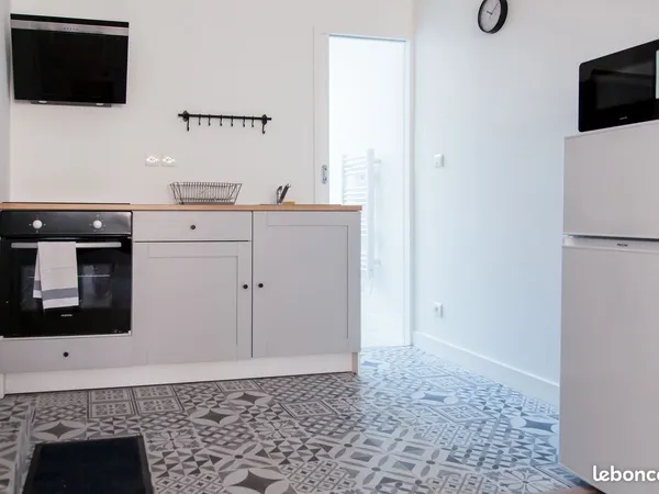 Studio climatisé - Entièrement rénové - Centre ville