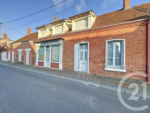Maison 4 pièces 234 m²