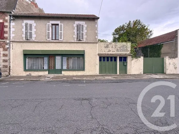 Maison 10 pièces 230 m²