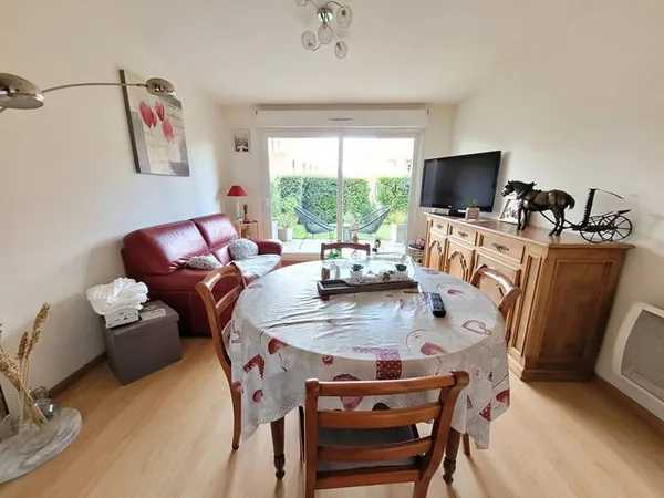 Appartement T2 + cabine , vendu loué, à saisir !!