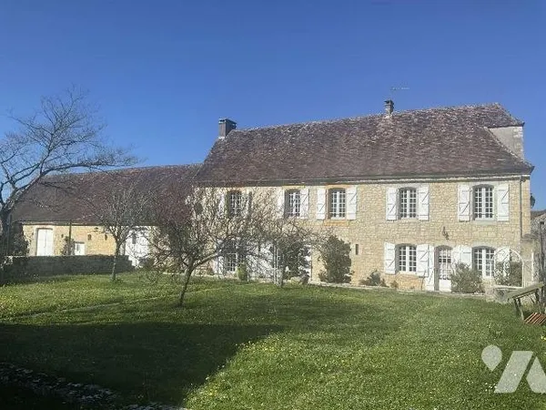 Maison 8 pièces 200 m²