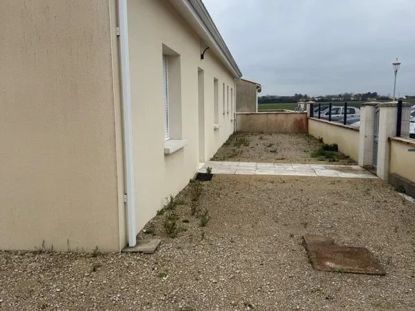 Maison récente de Plain-Pied (PMR)