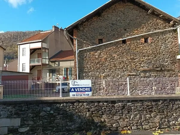 Viviez- 2 maisons-grange-cour et garage- EXCLUSIVITE-