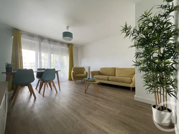 Appartement 1 pièce 113 m²