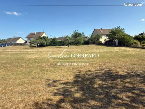 Terrain 2 683 m² Champagne