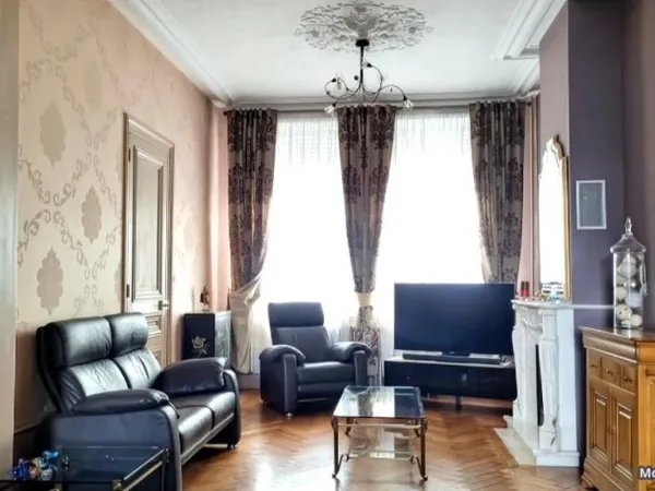 Maison 11 pièces 178 m²