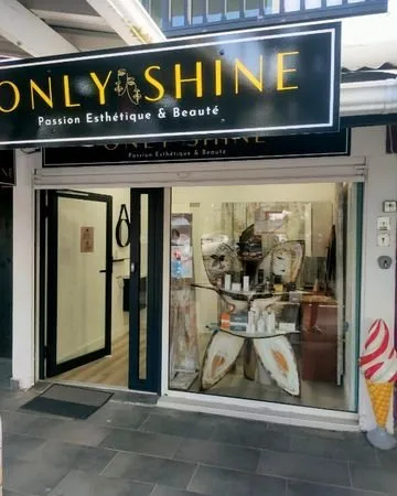 Local commercial centre esthétique
