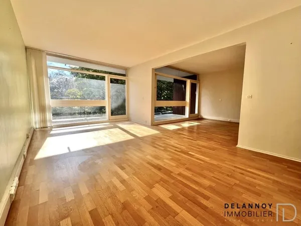 Appartement 5 pièces 168 m²