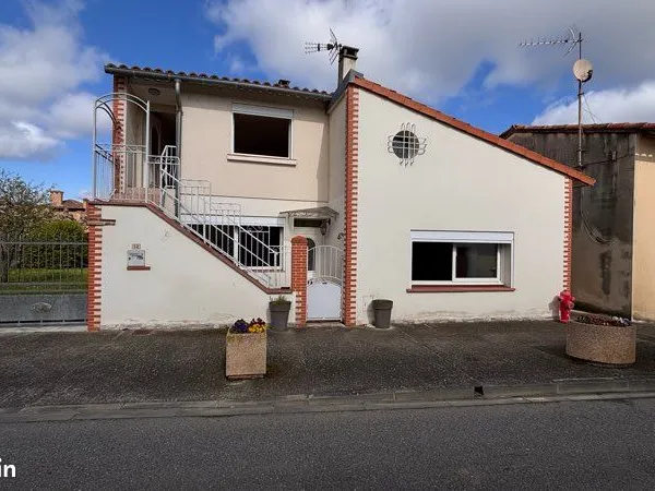 Maison de village Capens